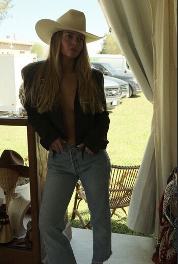 Samantha Riehl