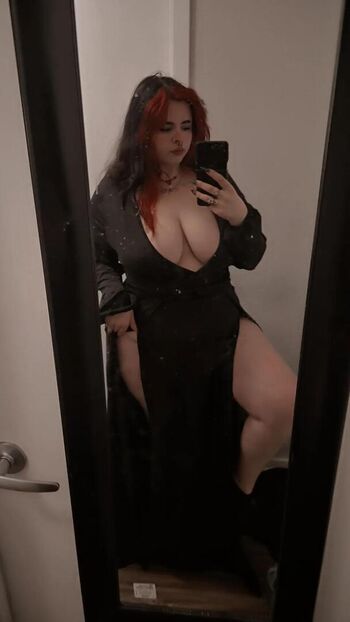 Full leaked Samofhyrule private onlyfans photo
