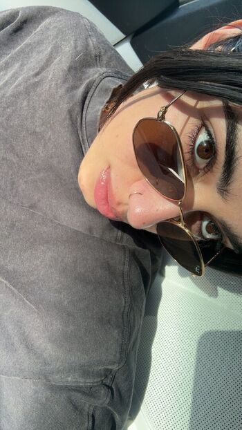 Full leaked Sara saffari private onlyfans photo