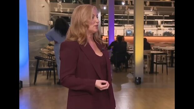 Sarah-Jane Mee