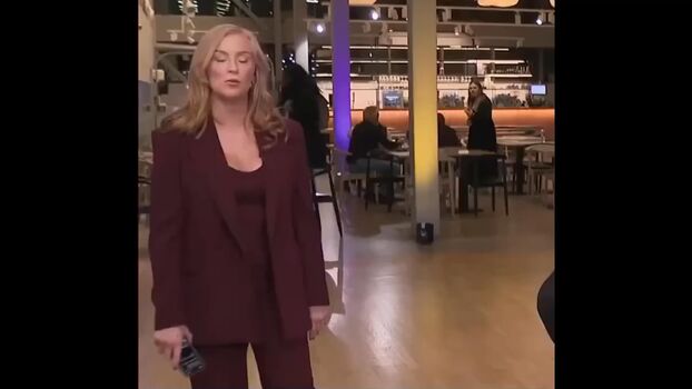 Sarah-Jane Mee