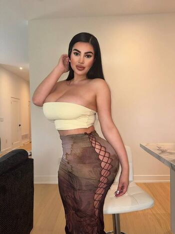 Savala Tee