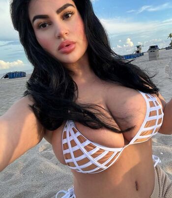 Savala Tee