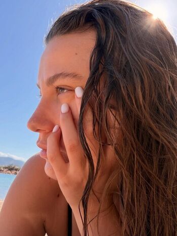 Serenay Sarıkaya