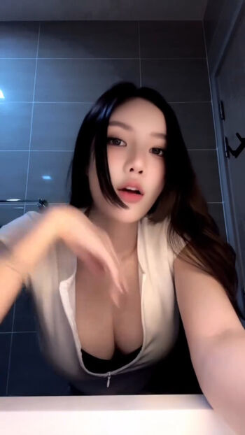 sexyangle_lookwa