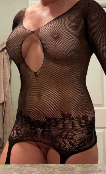 Sexywife069