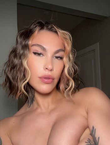 Shesxclusive