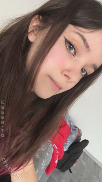 Full leaked Simplelil private onlyfans photo
