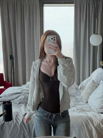 Full leaked Strawbz private onlyfans photo
