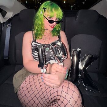 Full leaked Sunny flowrs private onlyfans photo