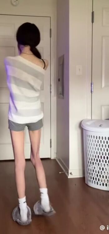 Super Skinny Models