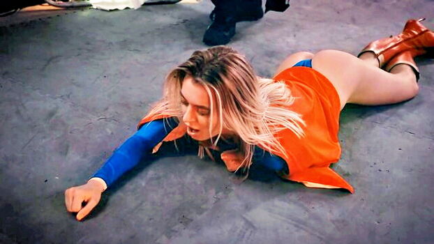 Superheroine