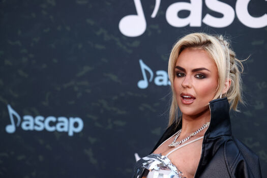 Tallia Storm