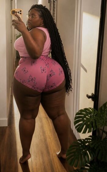 Taya Snow