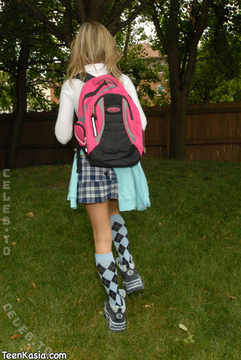 Teen Kasia