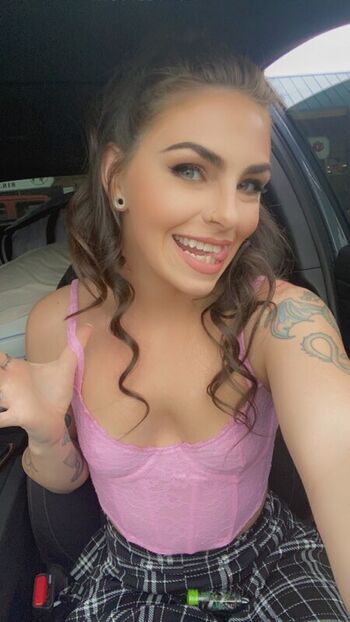 Thalia Rhea