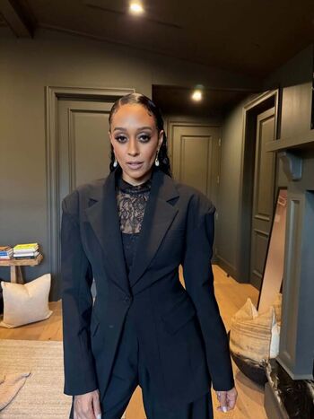 Tia Mowry