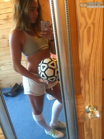 Tia Woodarek
