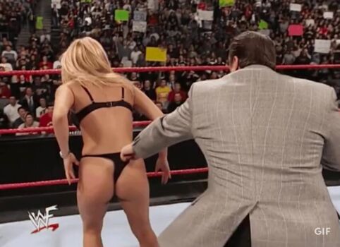 Trish Stratus