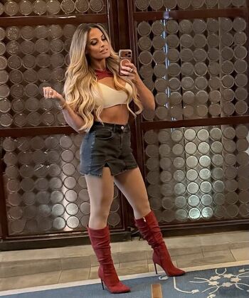 Trish Stratus