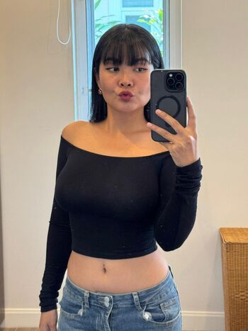 Full leaked Byoru/ private onlyfans photo