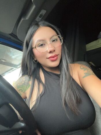 Full leaked Urizaotr private onlyfans photo