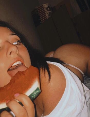 Victoriapetersen30