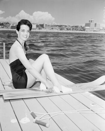 Vintage Sexy Celebs