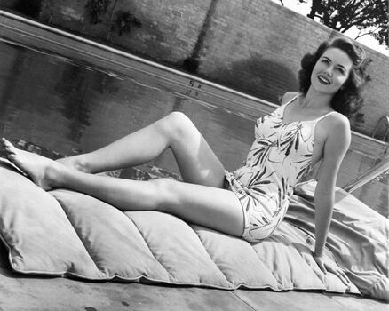 Vintage Sexy Celebs