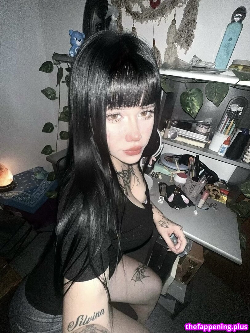 Vverence / away / https: / verennce Nahá OnlyFans fotografie #1