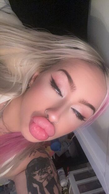 Full leaked Piaabonetto/ private onlyfans photo