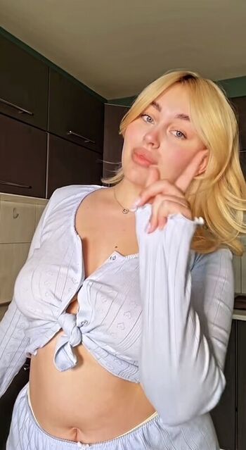 Full leaked Indymendee/ private onlyfans photo