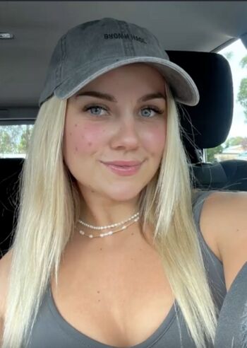 Full leaked Neu ling/ private onlyfans photo