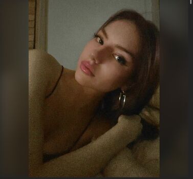 Full leaked Skylar leyra/ private onlyfans photo