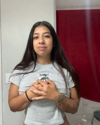 Full leaked Petratimea / private onlyfans photo