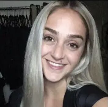 Full leaked Karishamr / private onlyfans photo