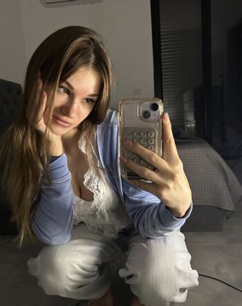 Full leaked Alahnaly private onlyfans photo