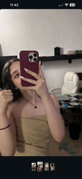 Full leaked Dove cameron/ private onlyfans photo