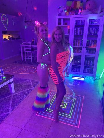 wicked_olivia_
