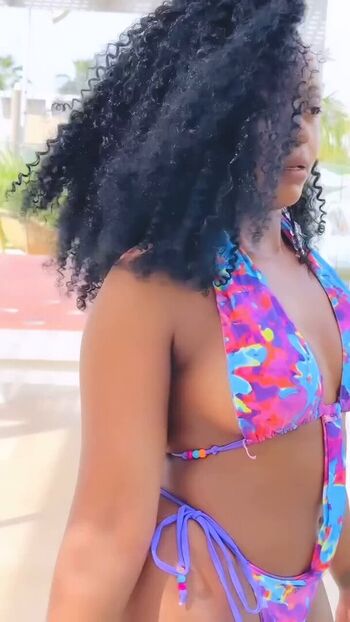 Winnie Njenga