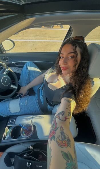 Full leaked Woahh emily page private onlyfans photo