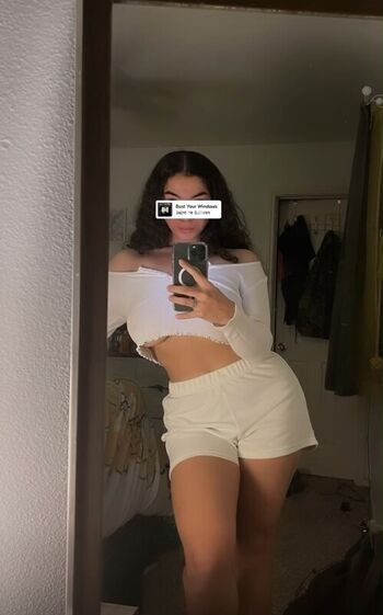 Full leaked Woahh emily private onlyfans photo