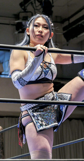 WomenJoshi