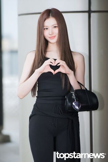 WomenK-pop