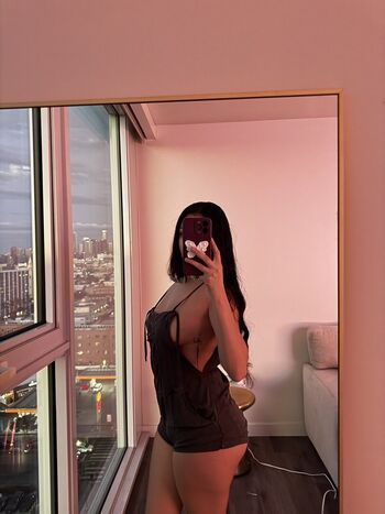 Full leaked Xcarolinejoness private onlyfans photo