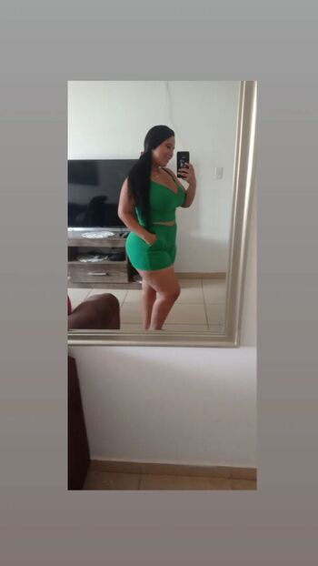 Full leaked Yahanis yisseth private onlyfans photo