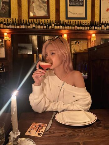 Full leaked Clairo/ private onlyfans photo
