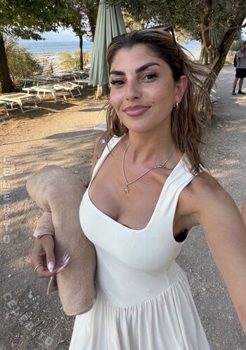 Yeliz Koc