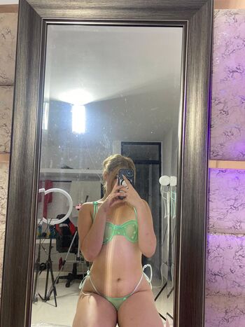 yez_hot_ggh