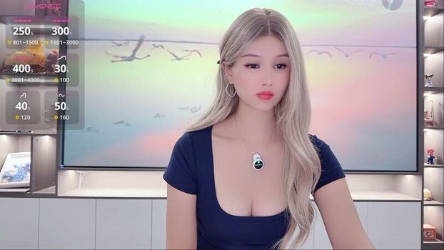 Full leaked Maiseymonroe/ private onlyfans photo